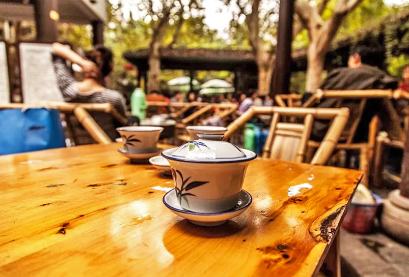 Enjoy a cup of tea in People's Park