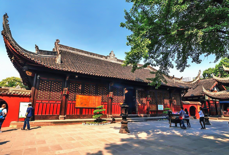Visit Wenshu Monastery