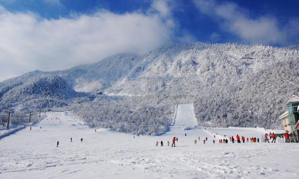 Chengdu Xiling Snow Mountain