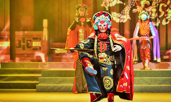 Sichuan Opera face-changing performance in Chengdu