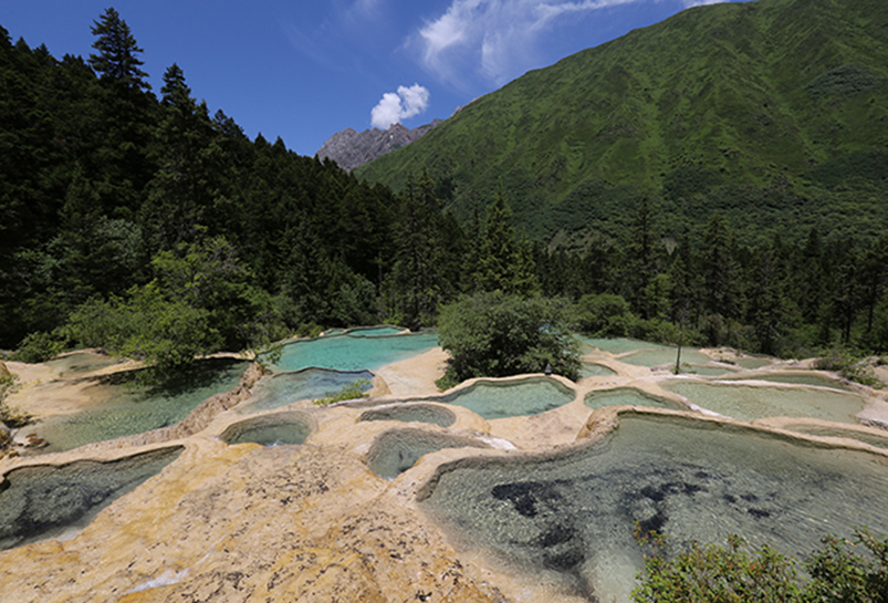 Huanglong Welcoming Pool