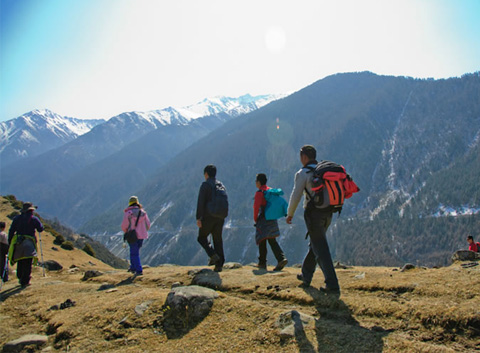 Hiking to Milk Lake