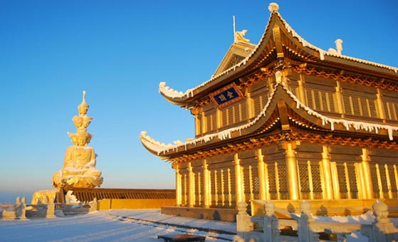 4 Days Singapore Chengdu Leshan Emeishan Tour with Panda Visit