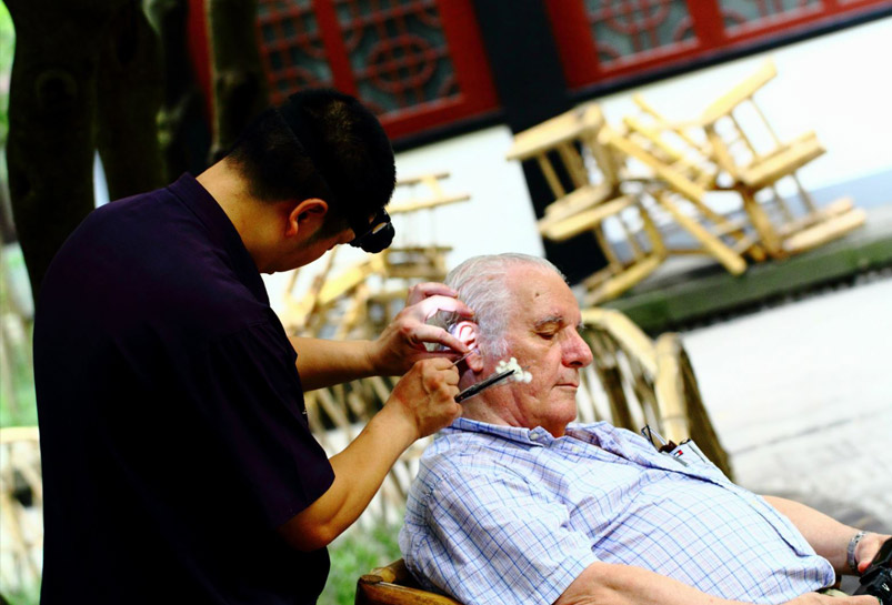 Chengdu Ear Cleaning