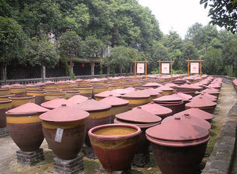 Pixian chili bean paste in the courtyard