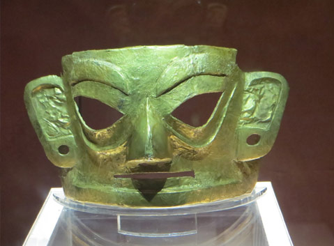 The Biggest Bronze Mask of Sanxingdui Museum