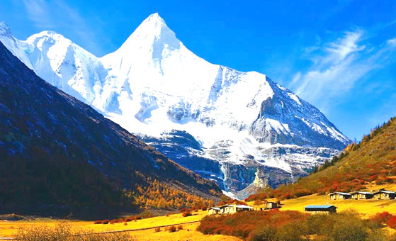 8 Days Shangri-la Adventure Tour to Meili Snow Mountain and Daocheng Yading Nature Reserve