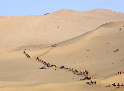 The Echoing Sand Mountains
