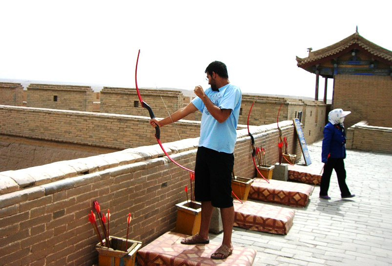 Short a Arrow on the Wall of Jiayuguan Pass