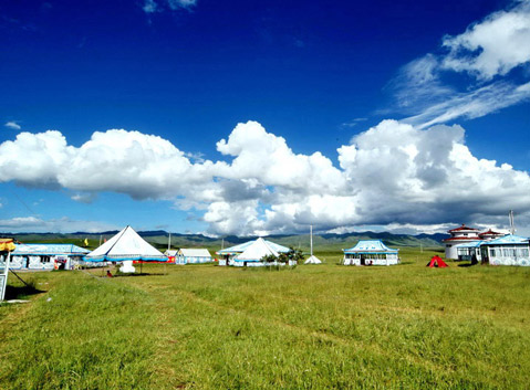 Sangke Grassland in Xiahe