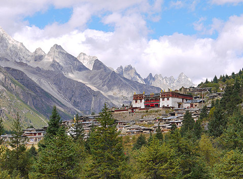 Lenggu Temple of Genie Mountain Area