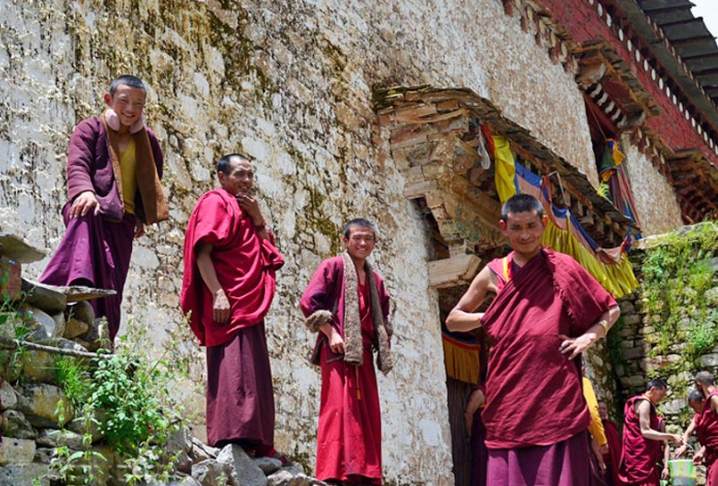The Lamas in Lenggu Temple
