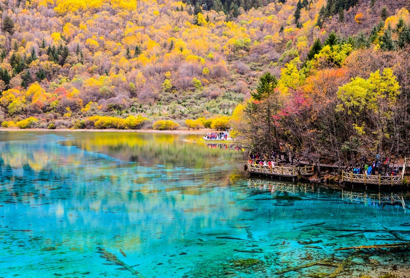 Colorful Jiuzhaigou in Autumn