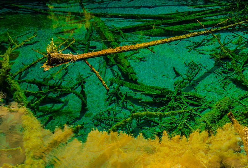 Jiuzhaigou Crystal Lakes