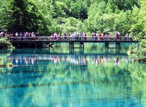 The Mirror Lake of Jiuzhaigou