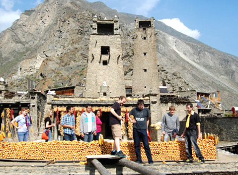The Diaolou & corn cob at Tiaoping Qiang Village