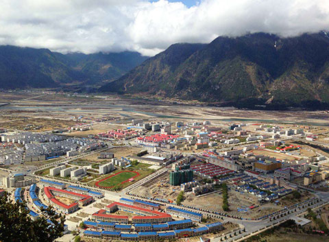 Baiyi Town