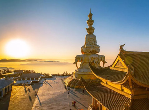  Stunning Sunrise and Cloud Sea at Mt. Emei