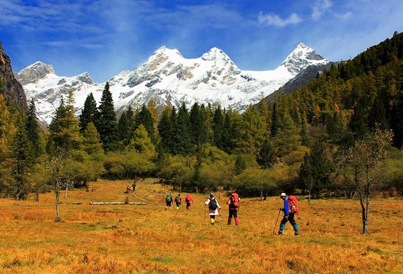 Mount Siguniang in Autumn