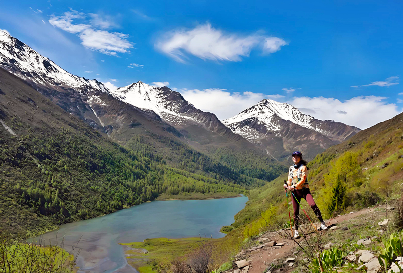 Haizi Valley Hiking