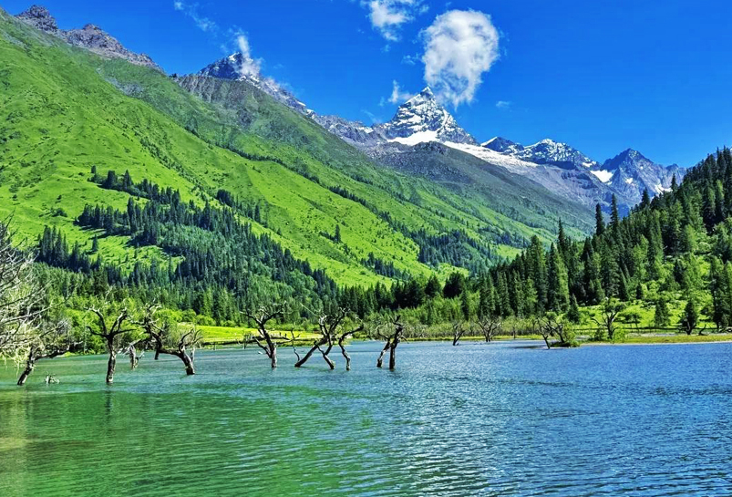 The scenery of Shuangqiao Valley
