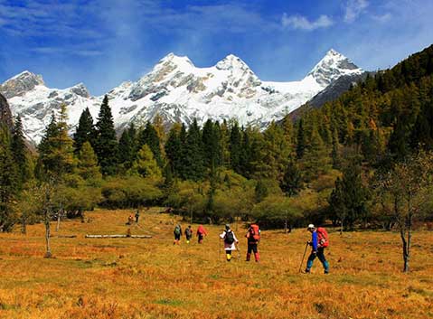 Mount Siguniang Changping Valley Hiking Trip