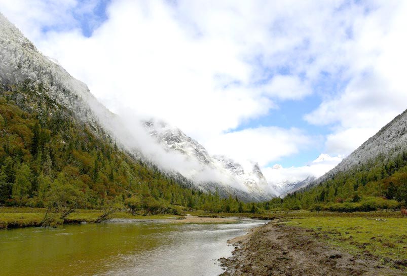 The beautiful Bipeng Valley