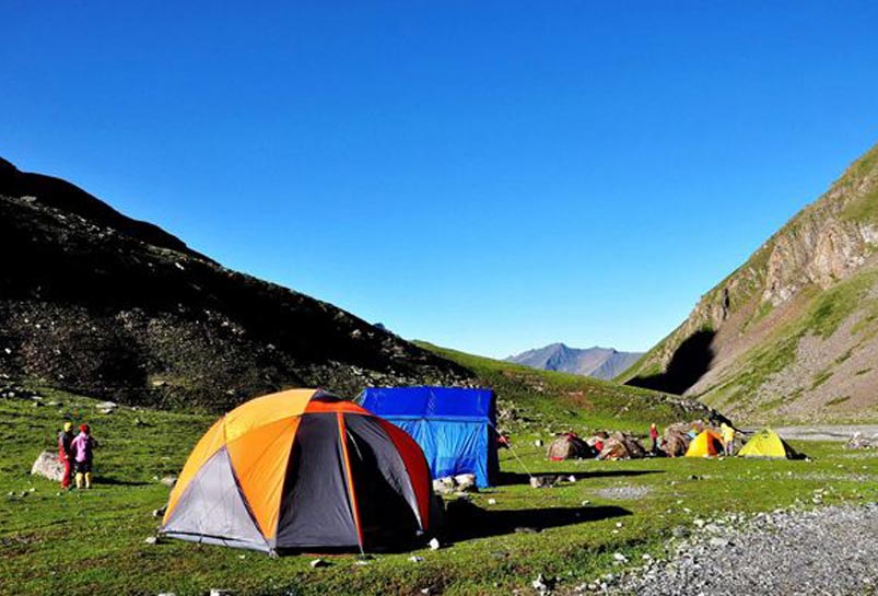 Qizang Valley campsite