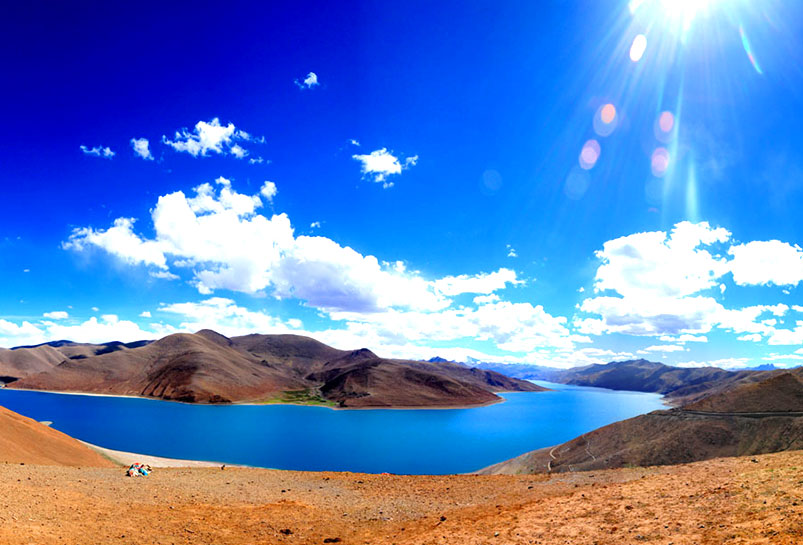 Yamdrok Lake