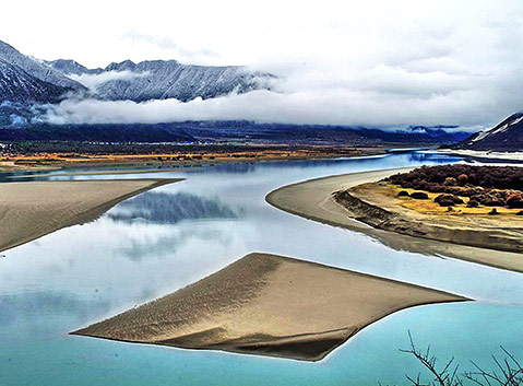 Yarlung Tsangpo River