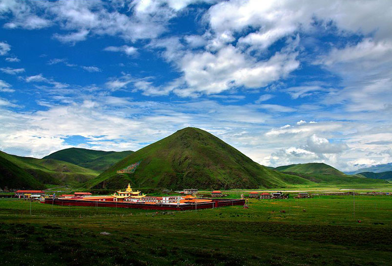 The Great View of Tagong Temple in Tagong Grassland