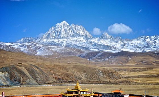7 Days Yala Snow Mountain Trekking Tour and Trip in Danba