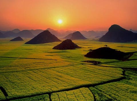 Sunset from Hundred Thousand Hills in Luoping