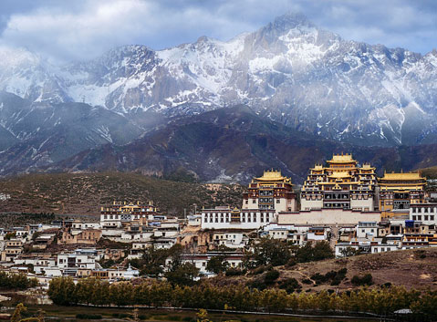 Shangri-La Songzanli Monastery
