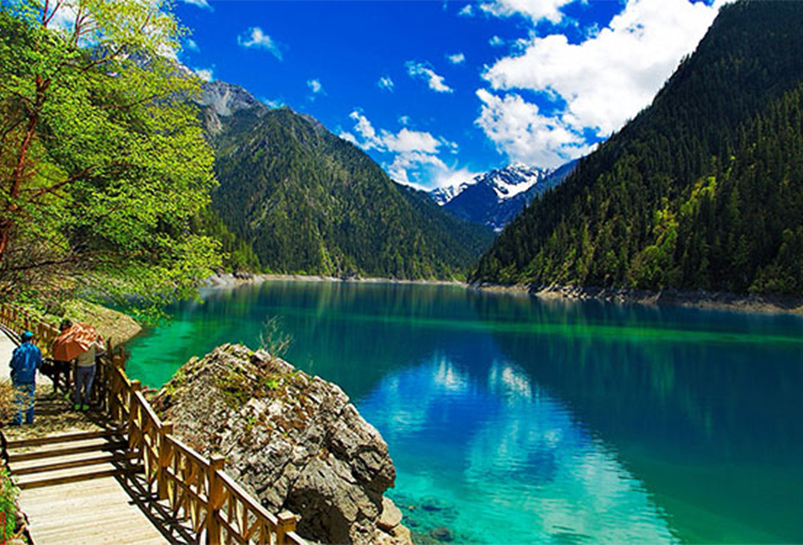Jiuzhaigou Changhai Lake