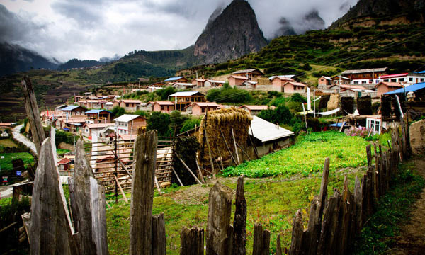 Langmusi Town