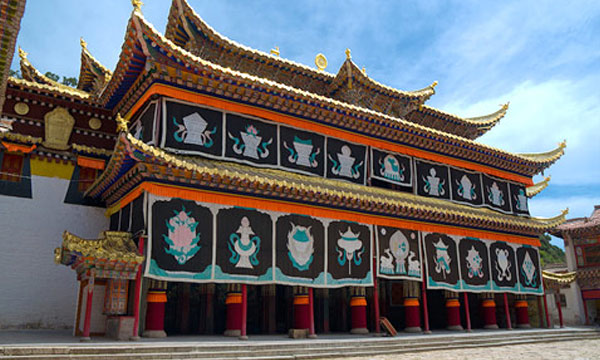Langmusi Temple