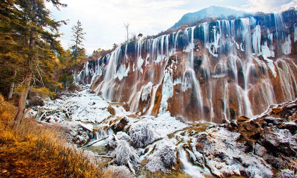 Nuorilang Waterfalls in Jiuzhaigou