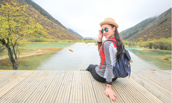 What to Wear when Visit Jiuzhaigou Valley in September
