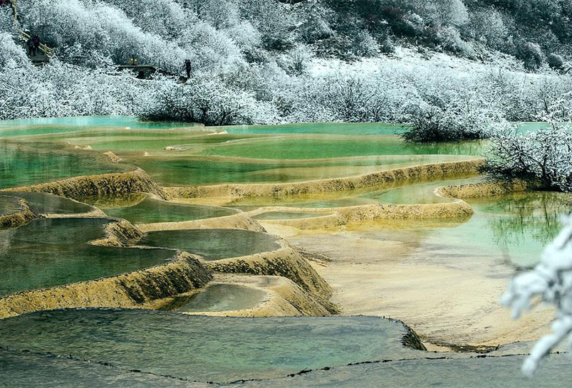 Jiuzhaigou Colorful Ponds