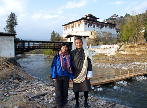 Visit Paro Rinpung Dzong