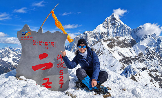 6 Days Mount Siguniang Erfeng (Second Peak) Climbing Tour Image