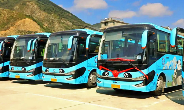 Buses for traveling from Chengdu to Songpan
