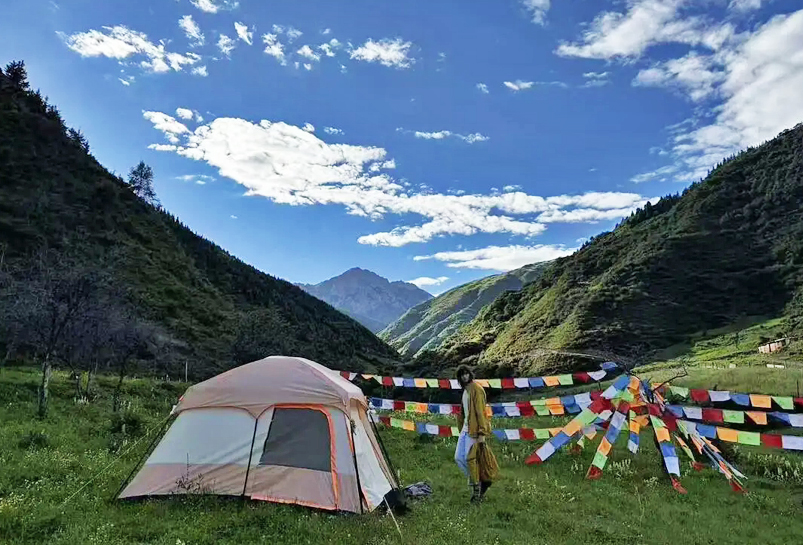 Qizang Valley campsite