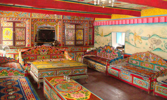 Three Sisters Reception Guestroom