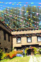 Daocheng Yading Accommodation