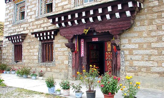 Daocheng Jinlong Tibetan Hostel