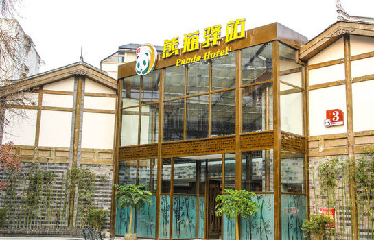 Panda Hotel in Dujiangyan