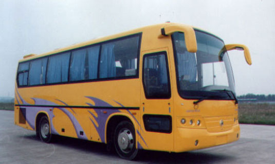 Bus to Emeishan