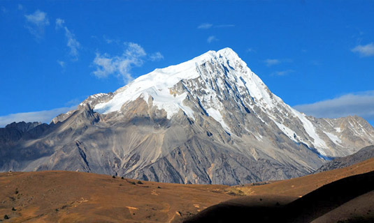 Genie Holy Mountain seen from Hupiba